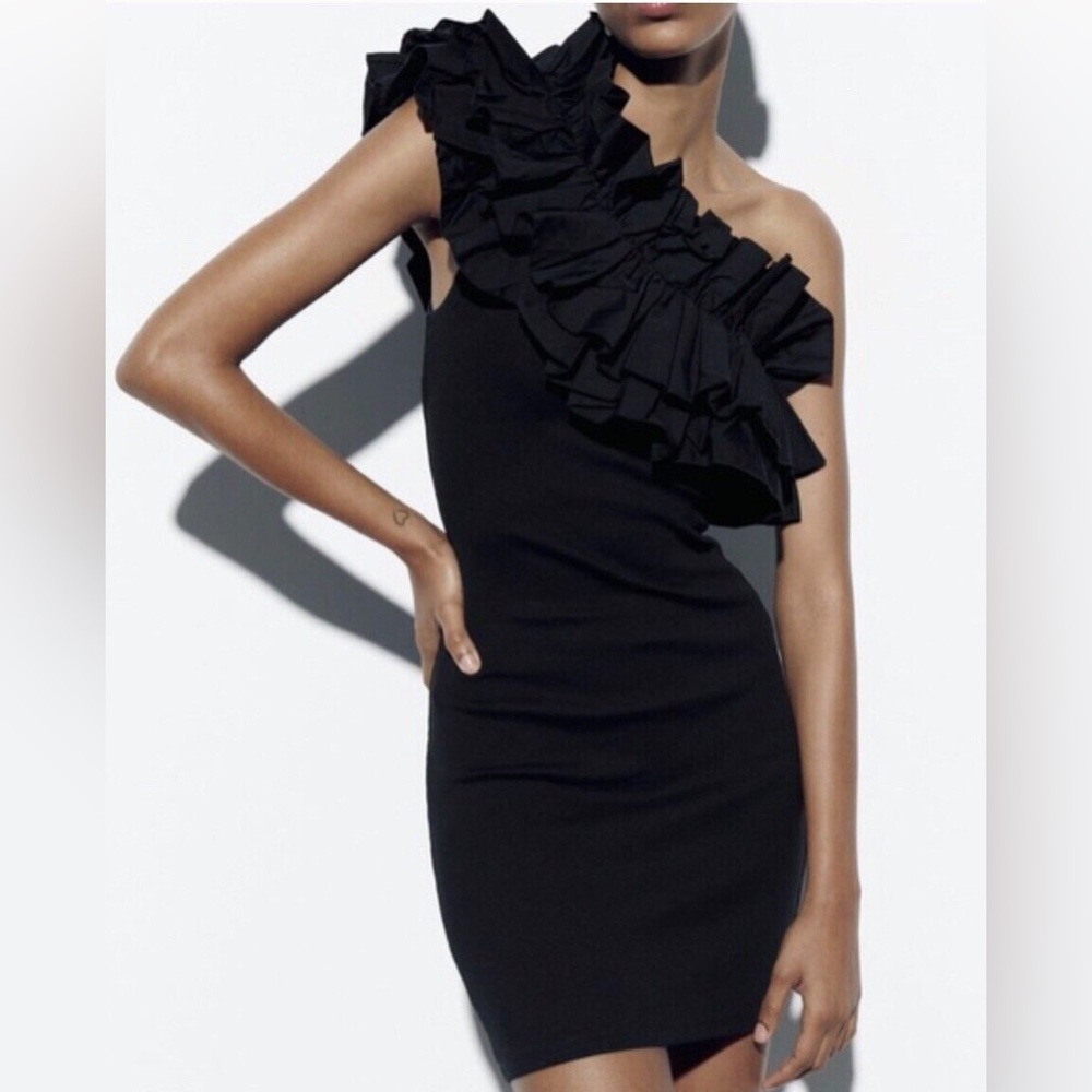 NEW WITH TAGS! Zara black one shoulder ruffle dress